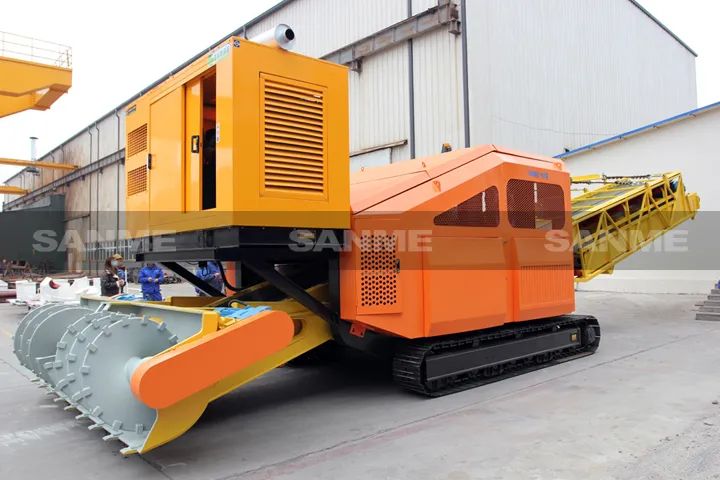 顛覆傳統(tǒng)裝車方式，山美履帶式取料機助您實現(xiàn)降本增效、節(jié)能減排！